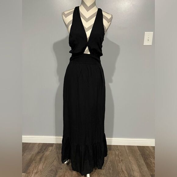 zesica Dresses & Skirts - Black Dress